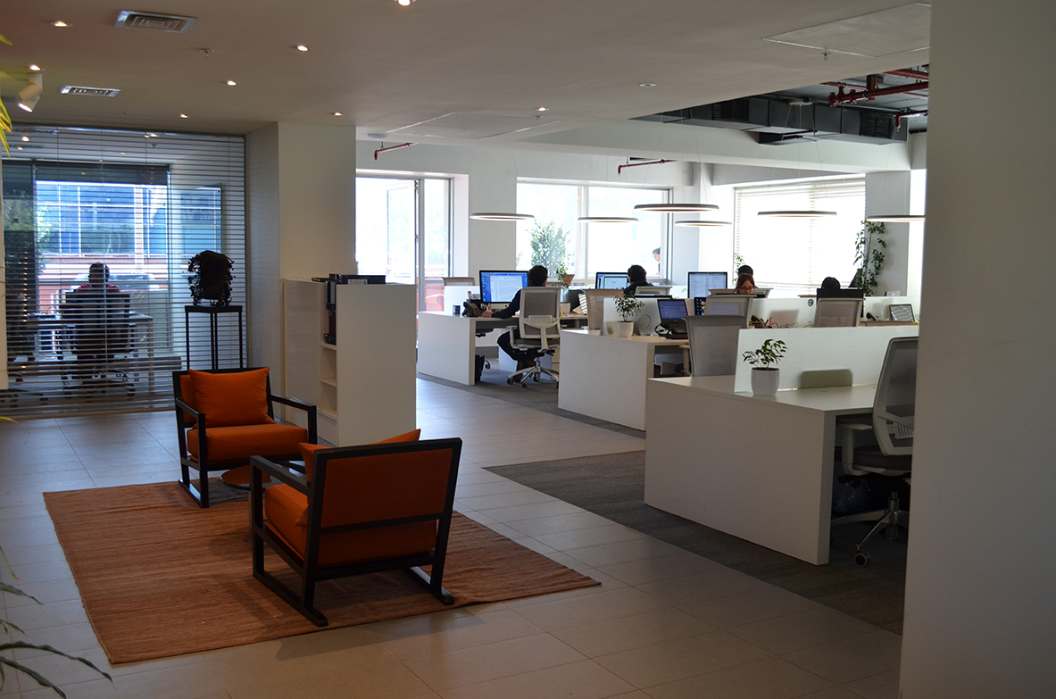 Decoración Oficina - Ciudad Empresarial